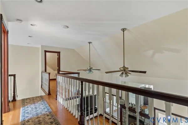 $889,000 | 101 North Lake Drive, Hartfield, VA 23071