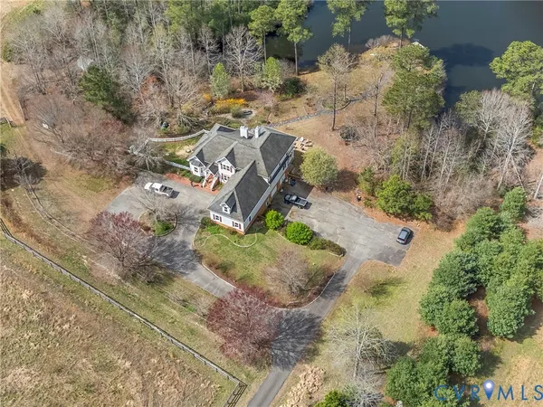 $889,000 | 101 North Lake Drive, Hartfield, VA 23071