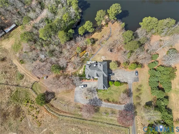 $889,000 | 101 North Lake Drive, Hartfield, VA 23071