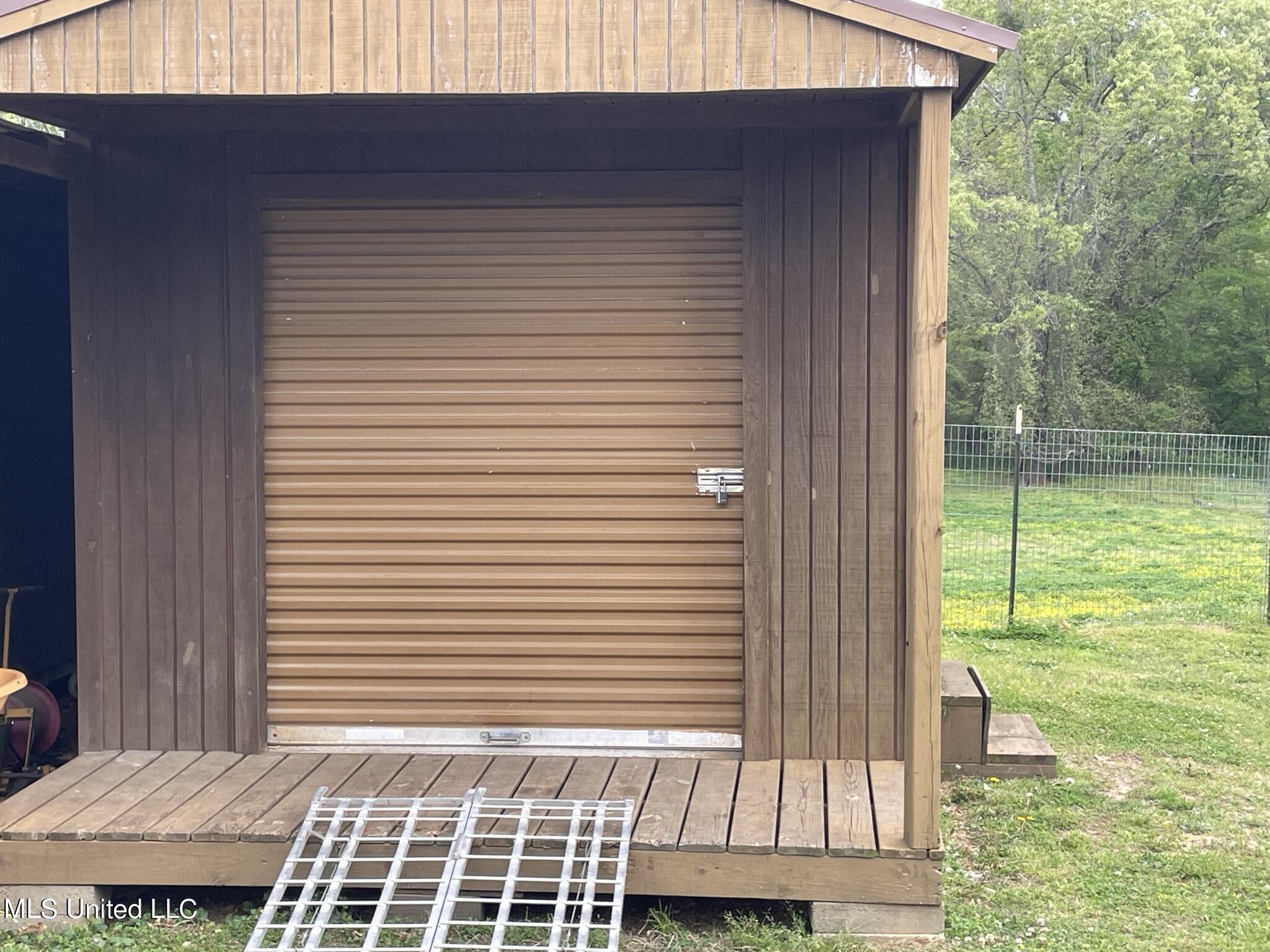 9767 Rosebank Mt Olive Road Lexington, MS 39095 - Photo 19 of 36 35 ac mower shed