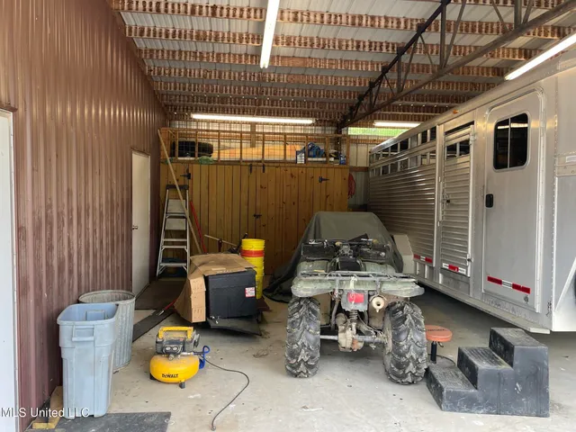 $469,000 | 9767 Rosebank Mt Olive Road, Lexington, MS 39095