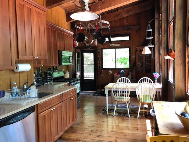 107 Browns Road Newfane, VT 05345 - Photo 3 of 30