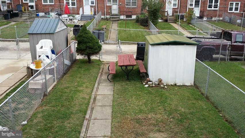 1224 Kevin Road Baltimore, MD 21229 - Photo 11 of 11 a view of yard