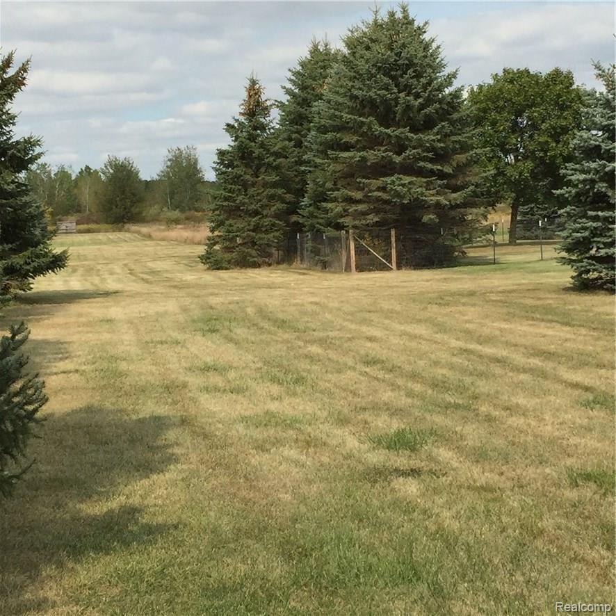 3300 Warner Road Howell, MI 48855 - Photo 18 of 23 IMG_4897.JPG
