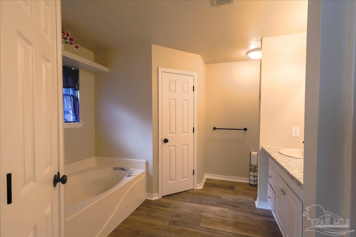 7132 Jennifer Road Pensacola, FL 32526 - Photo 26 of 40