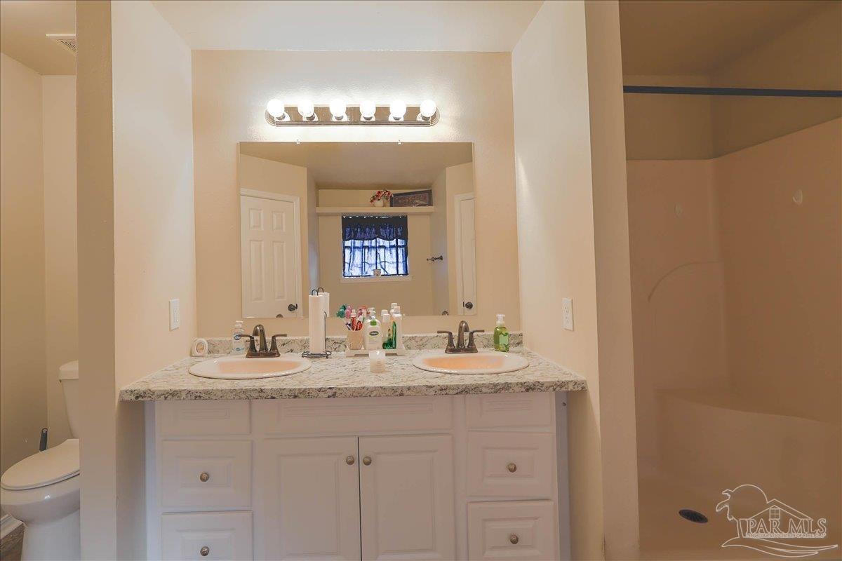 7132 Jennifer Road Pensacola, FL 32526 - Photo 31 of 40