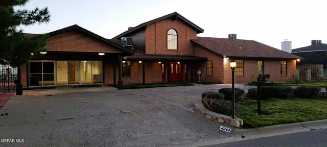 $469,000 | 4244 Park Hill Drive, El Paso, TX 79902