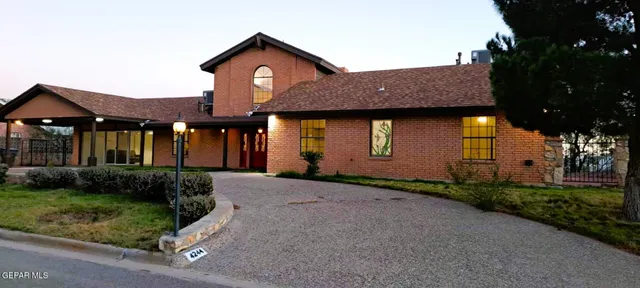 $469,000 | 4244 Park Hill Drive, El Paso, TX 79902