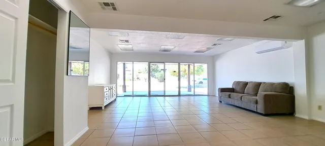 $469,000 | 4244 Park Hill Drive, El Paso, TX 79902