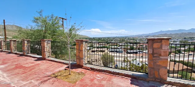 $469,000 | 4244 Park Hill Drive, El Paso, TX 79902