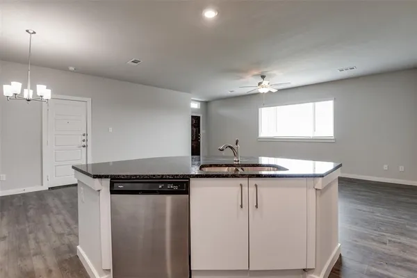 $1,895 | 704 Wheatfield Drive, Venus, TX 76084