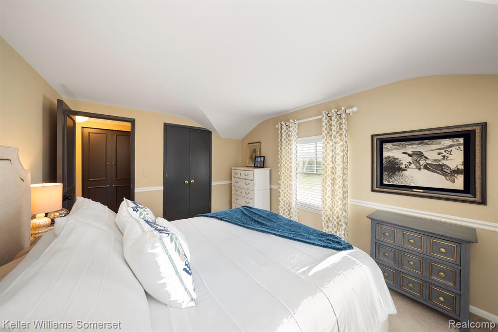 839 Cook Road Grosse Pointe Woods, MI 48236 - Photo 20 of 38