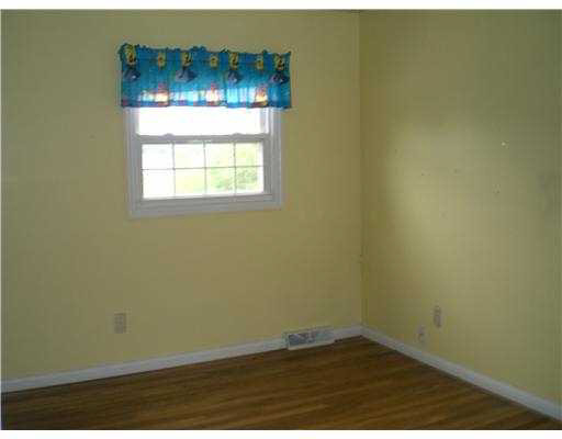 5351 York Road South Bend, IN 46614 - Photo 8 of 12 Gallery Image 8