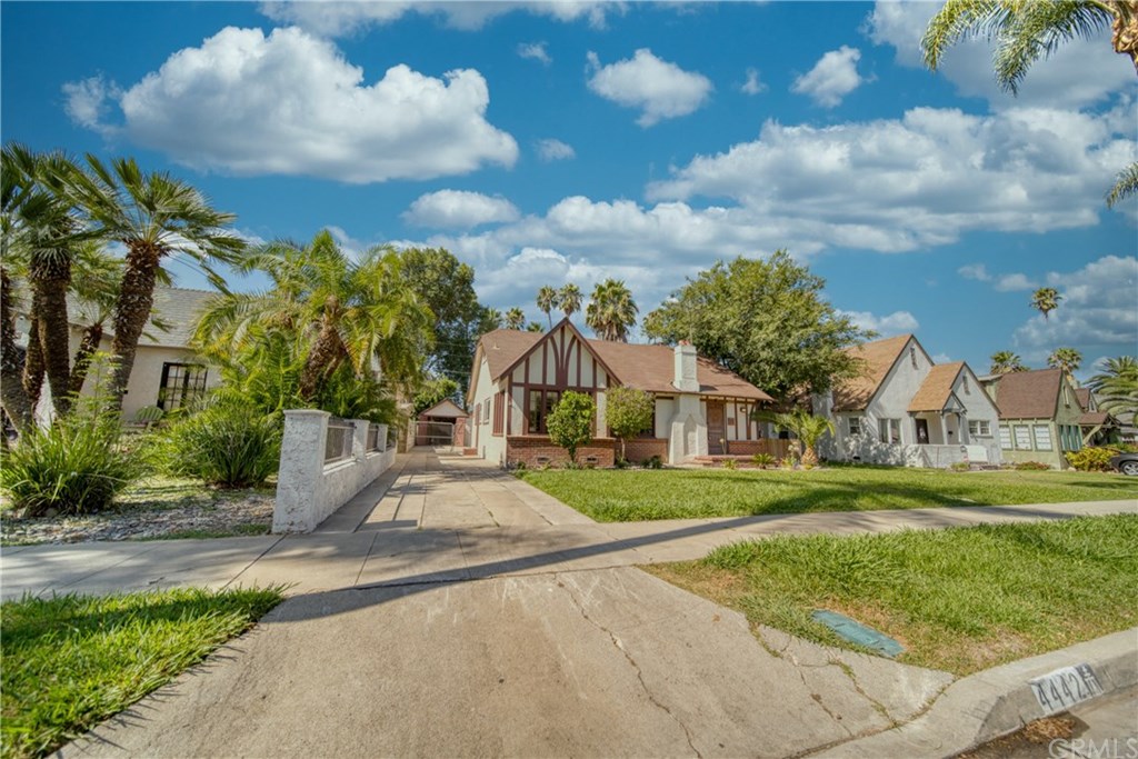 4442 Linwood Place Riverside, CA 92506 - Photo 2 of 42 Gallery Image 2
