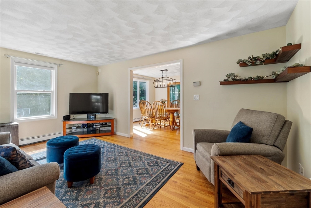 26 Worden Road Tyngsborough, MA 01879 - Photo 8 of 42