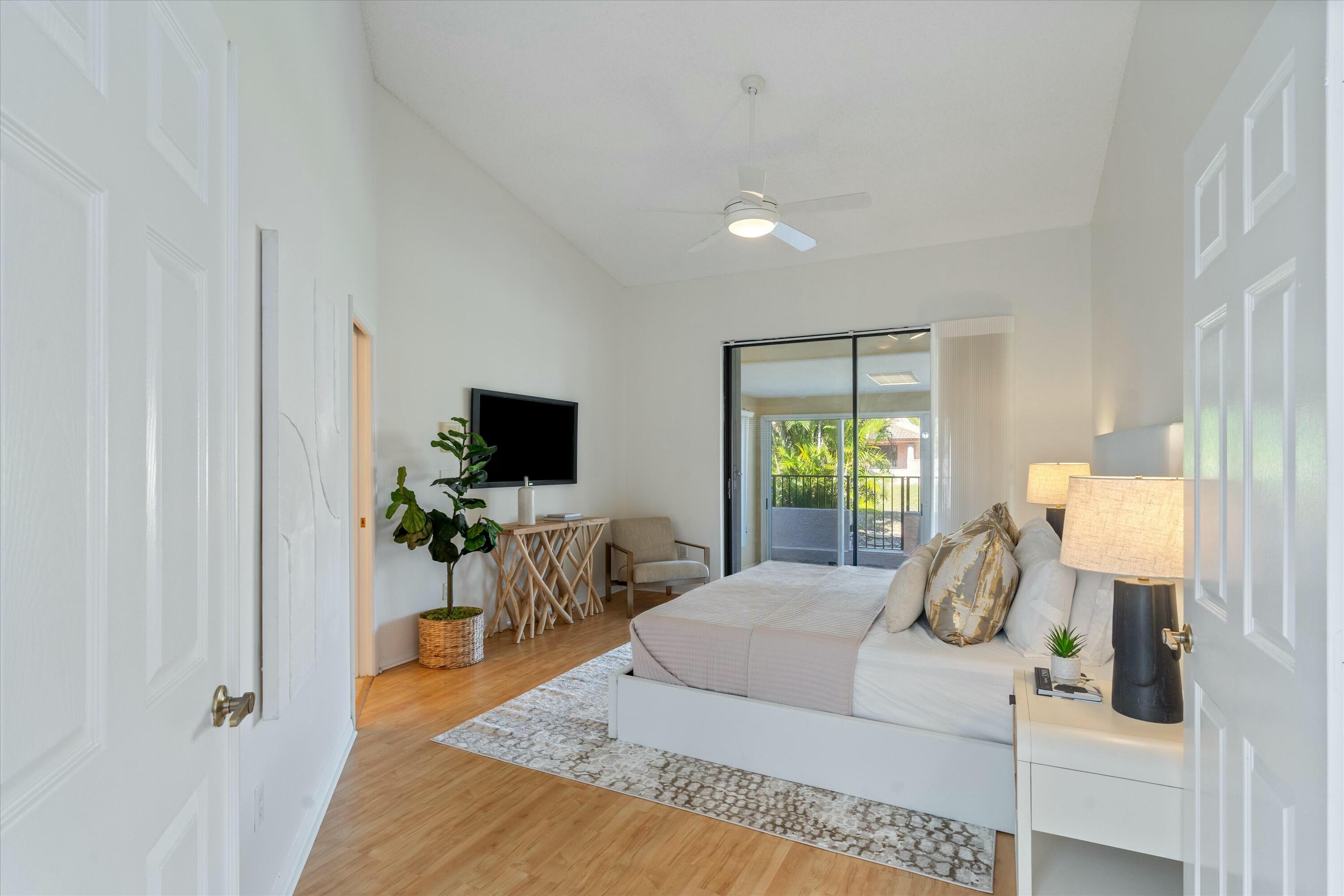 23101 Via Stel Boca Raton, FL 33433 - Photo 12 of 25 tempImageOwD8Ue