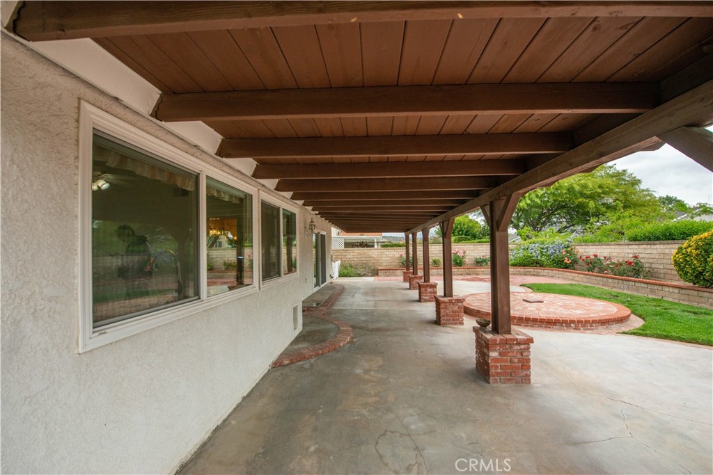 27820 Wakefield Road Castaic, CA 91384 - Photo 24 of 32