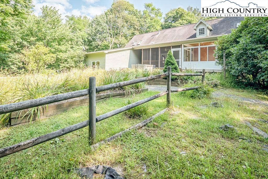 1465 Old Jonas Ridge Road Newland, NC 28657 - Photo 45 of 47 Gallery Image 45