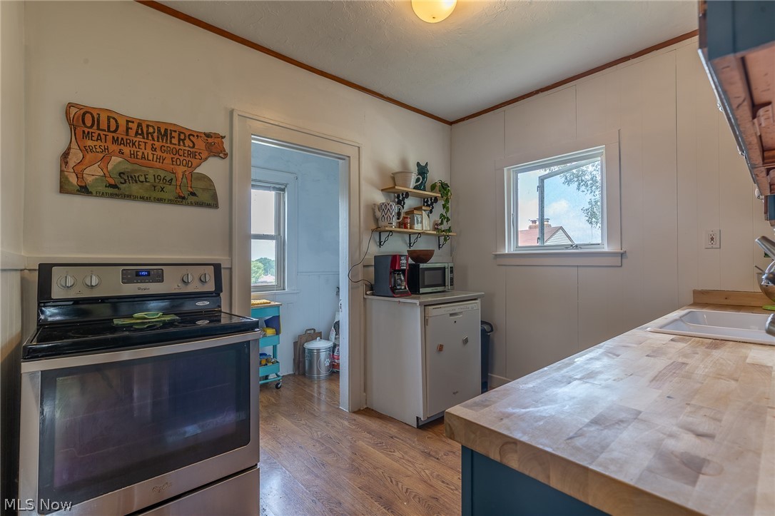 6964 Broadview Road Cleveland, OH 44134 - Photo 10 of 22