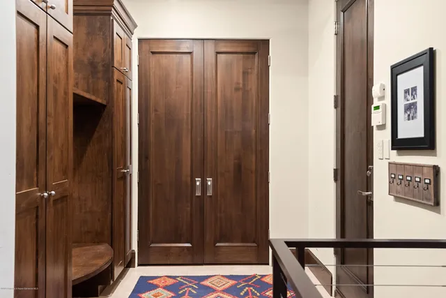 a view of elevator with hallway