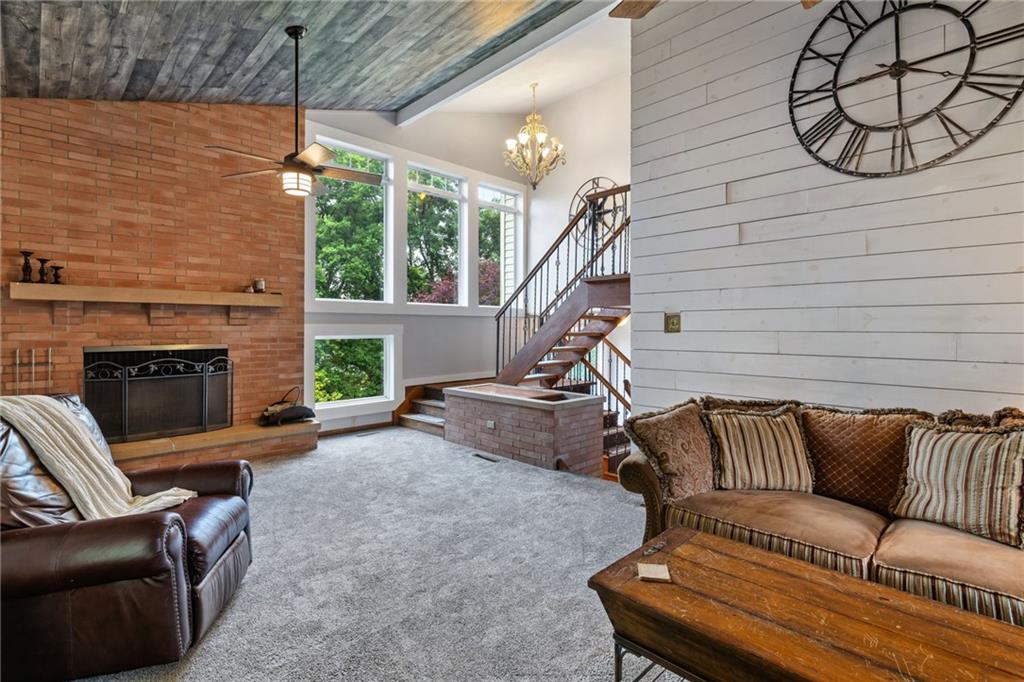 9610 Fox Road Pittsburgh, PA 15237 - Photo 12 of 47