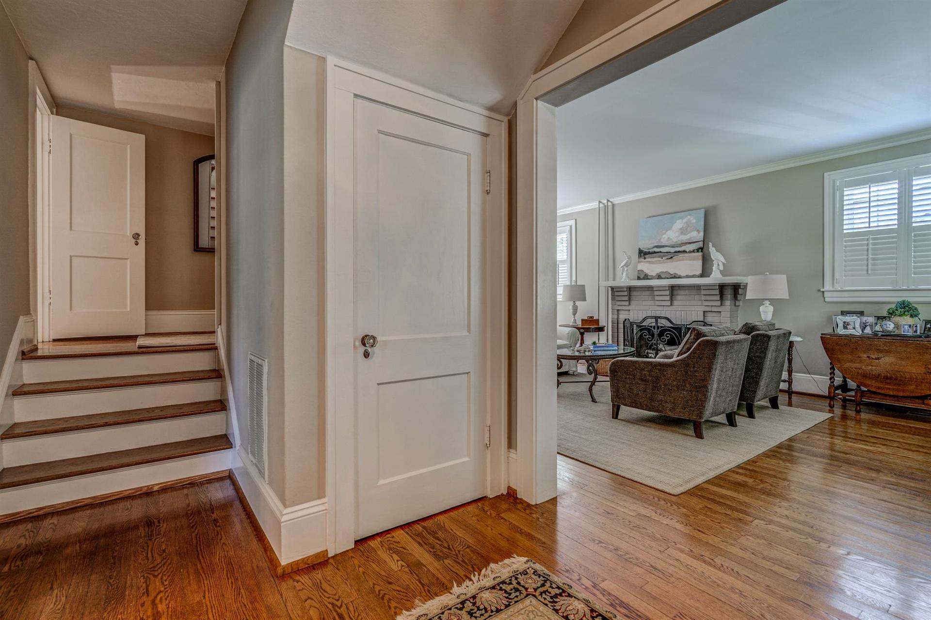 06-1918 Greenwood Ave SW 006
