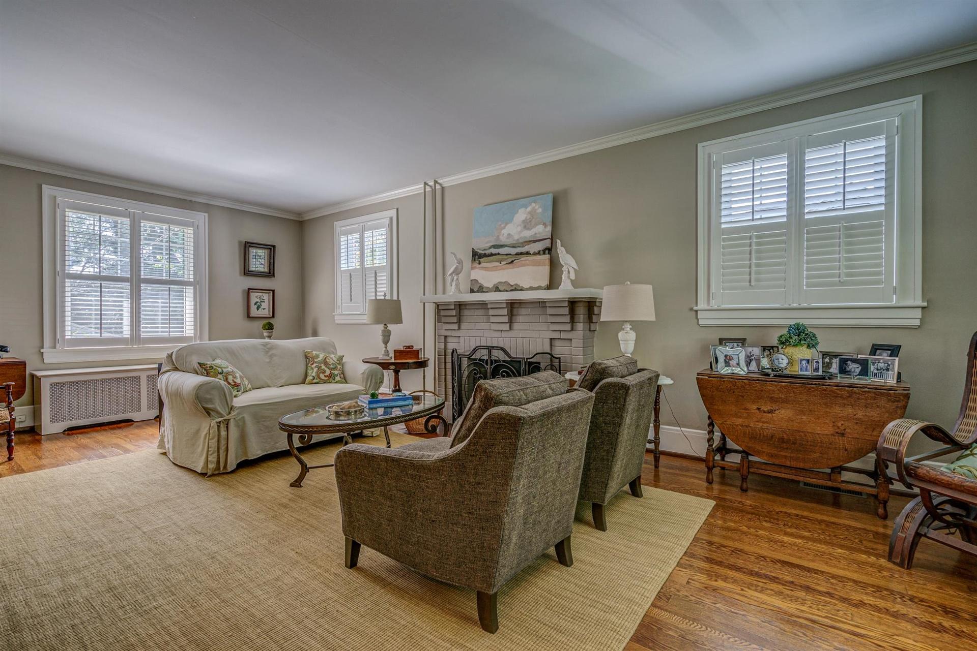 07-1918 Greenwood Ave SW 007