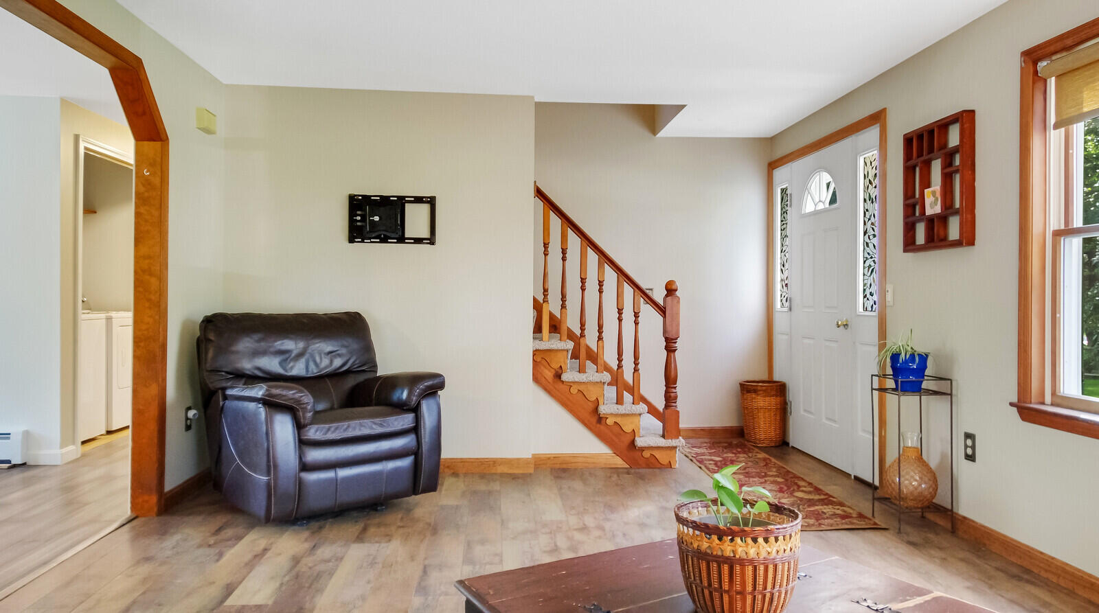 352 Neck Road China, ME 04358 - Photo 20 of 62 19. Living Room