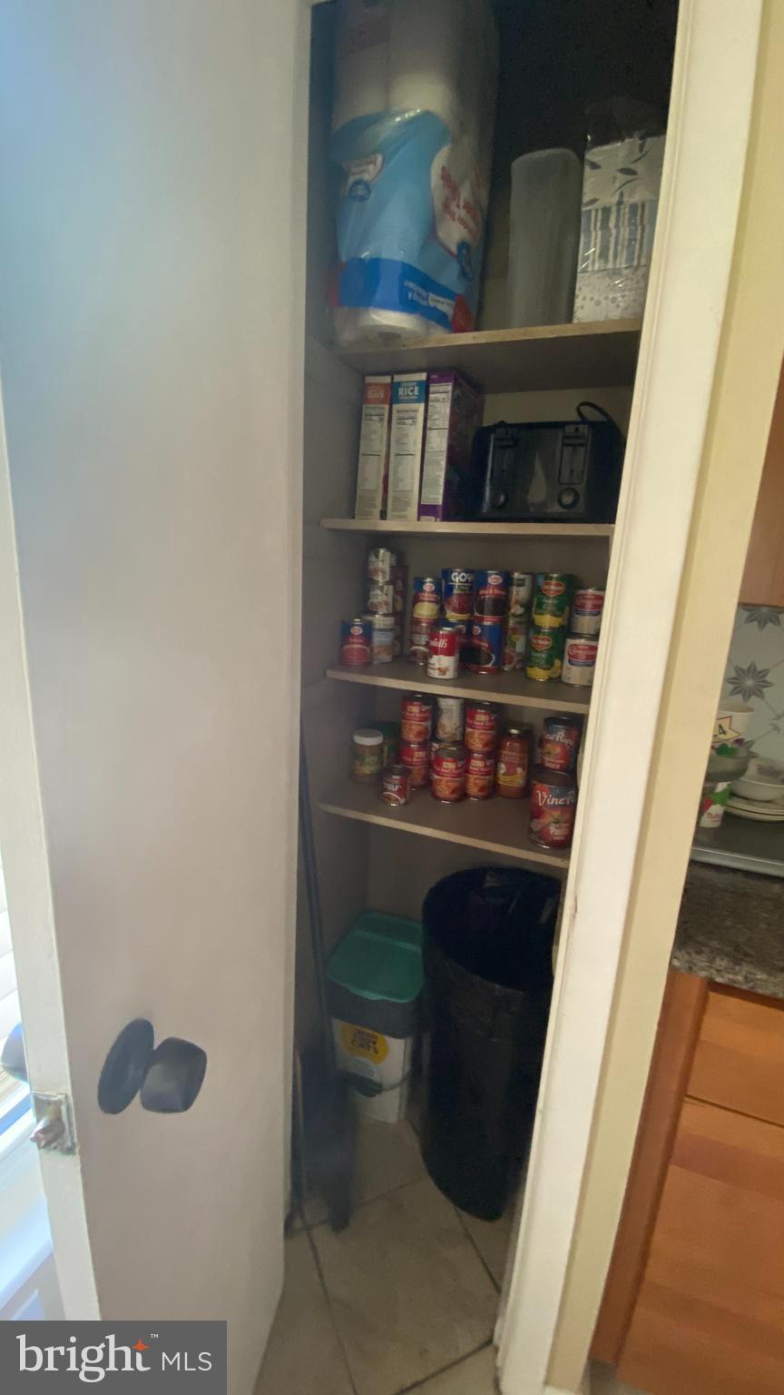 317 Balsam Road Williamstown, NJ 08094 - Photo 19 of 29 Pantry
