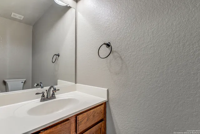 $1,995 | 370 Perch Horizon, San Antonio, TX 78253