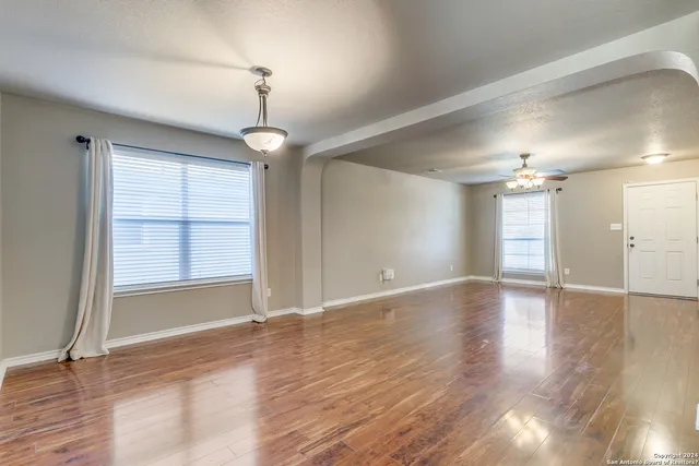 $1,995 | 370 Perch Horizon, San Antonio, TX 78253