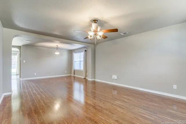 $1,995 | 370 Perch Horizon, San Antonio, TX 78253