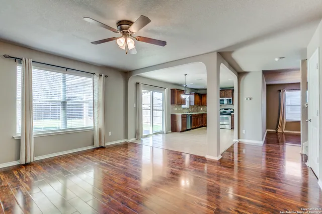 $1,995 | 370 Perch Horizon, San Antonio, TX 78253