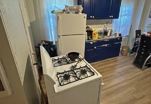 159 South Union Street Lawrence, MA 01843 - Photo 7 of 14