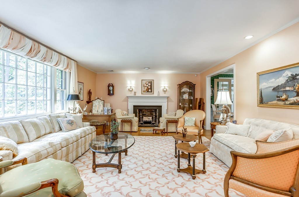 4 Stillmeadow Road Weston, MA 02493 - Photo 15 of 26 Gallery Image 15