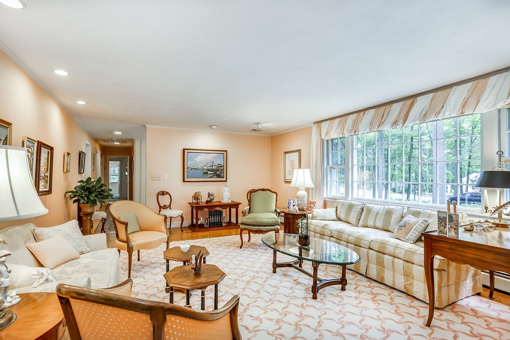 4 Stillmeadow Road Weston, MA 02493 - Photo 16 of 26 Gallery Image 16