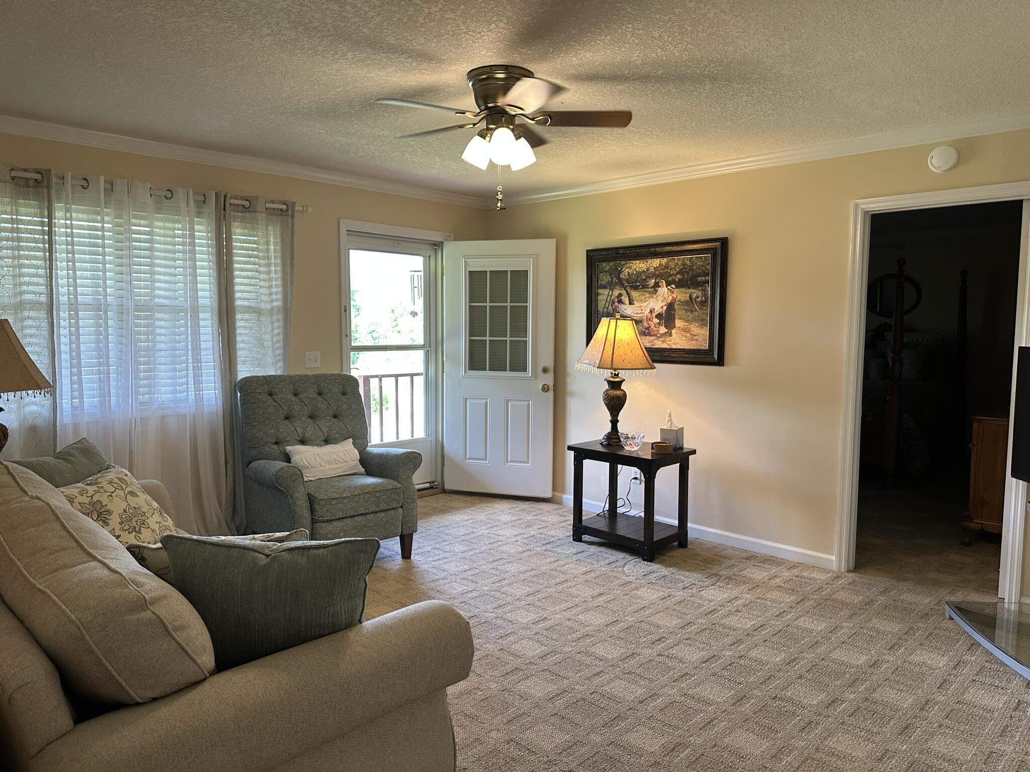 2408 West Francis Spring Road Whitwell, TN 37397 - Photo 4 of 30 Living room