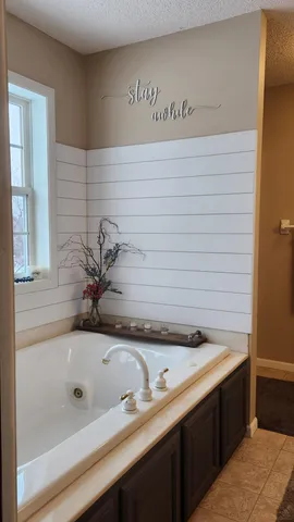 $4,100 | 20952 Hydra Court, Lakeville, MN 55044