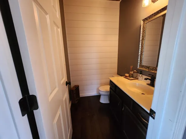 $4,100 | 20952 Hydra Court, Lakeville, MN 55044