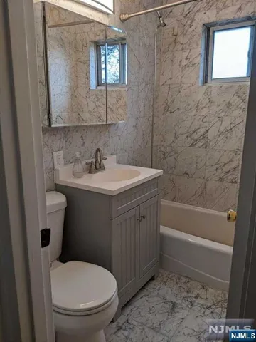 $2,395 | 1491 Terrace Circle, Unit 6, Teaneck, NJ 07666