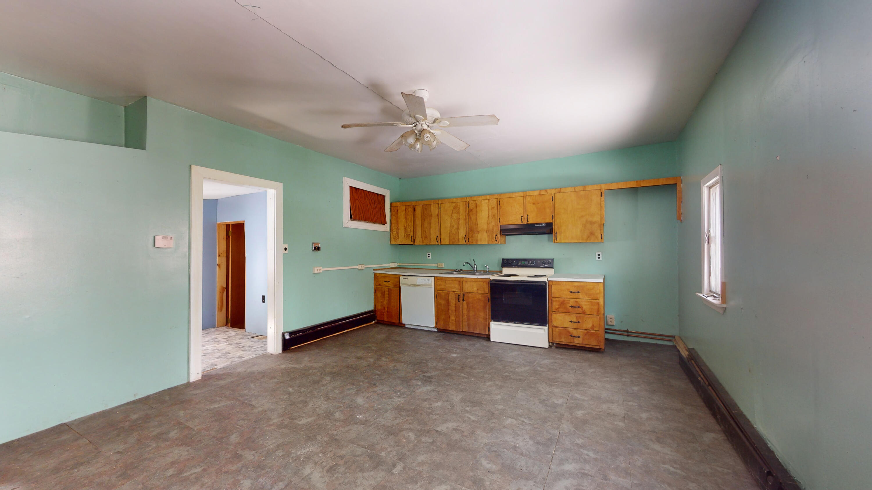 655 Roxbury Road Mexico, ME 04257 - Photo 5 of 30 655-Roxbury-Rd-04102023_100011