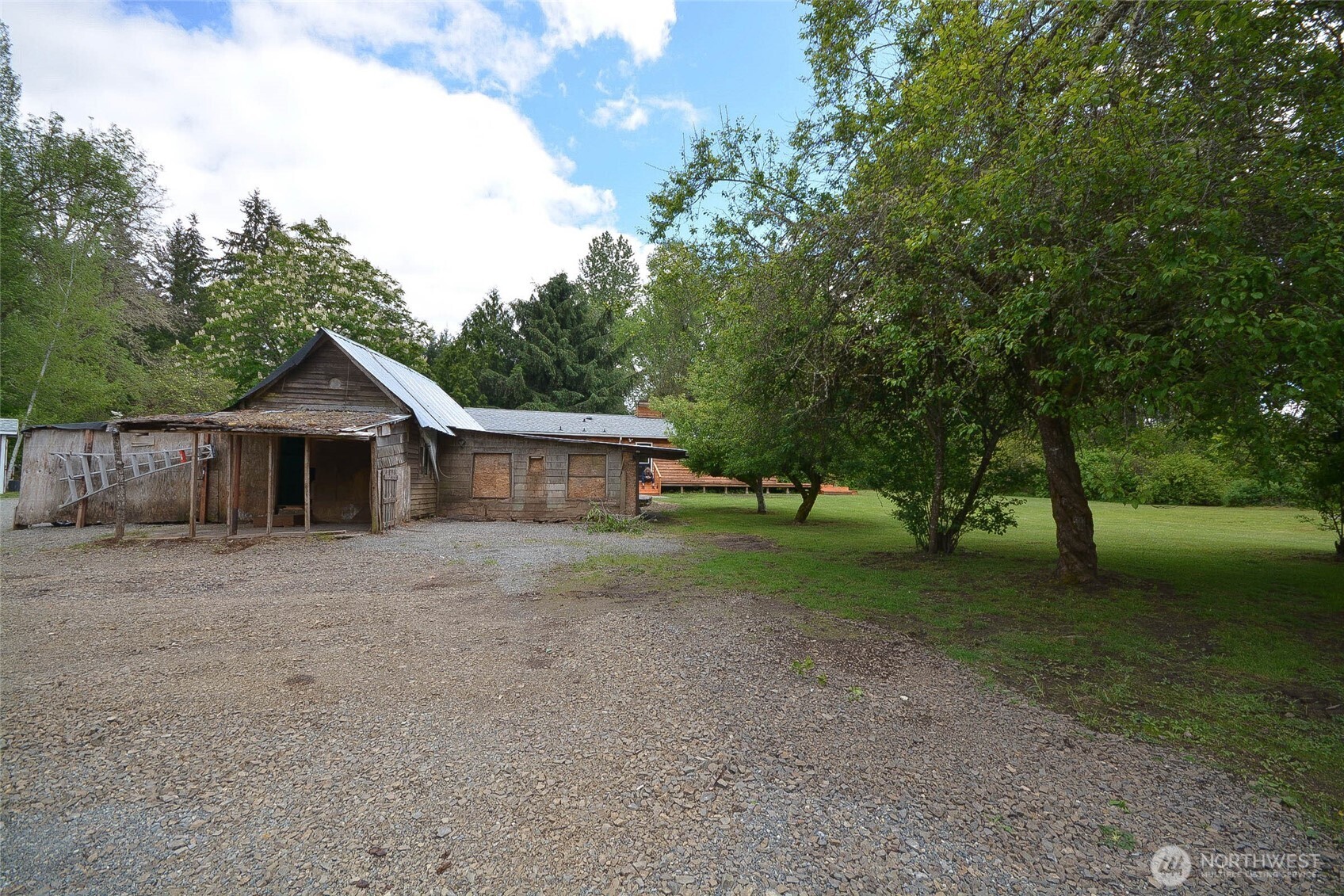 14812 Fox Hill Road Southeast Yelm, WA 98597 - Photo 33 of 40