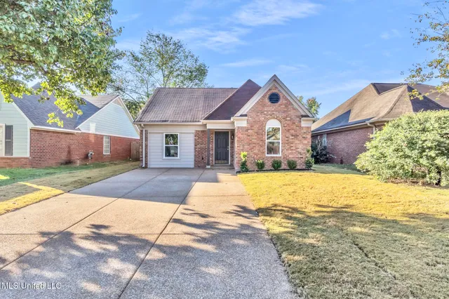 $235,000 | 3305 Tulane Road West, Horn Lake, MS 38637