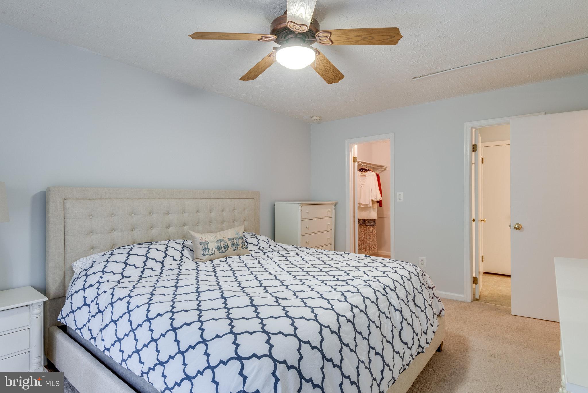 2247 Hunter's Run Drive Reston, VA 20191 - Photo 15 of 42 Gallery Image 15