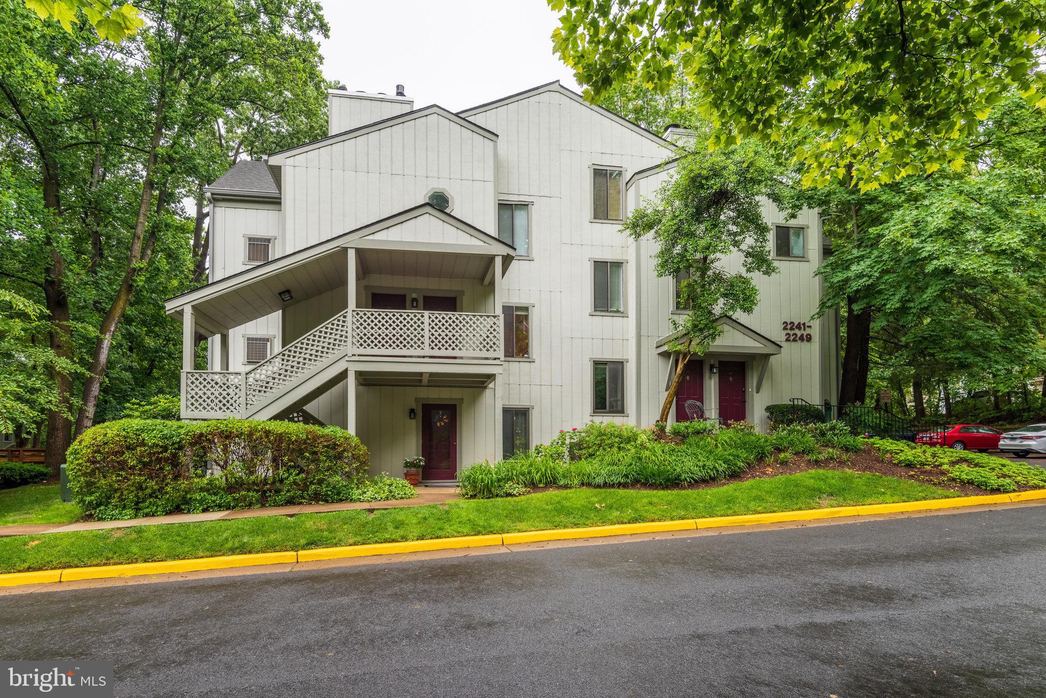 2247 Hunter's Run Drive Reston, VA 20191 - Photo 30 of 42 Gallery Image 30