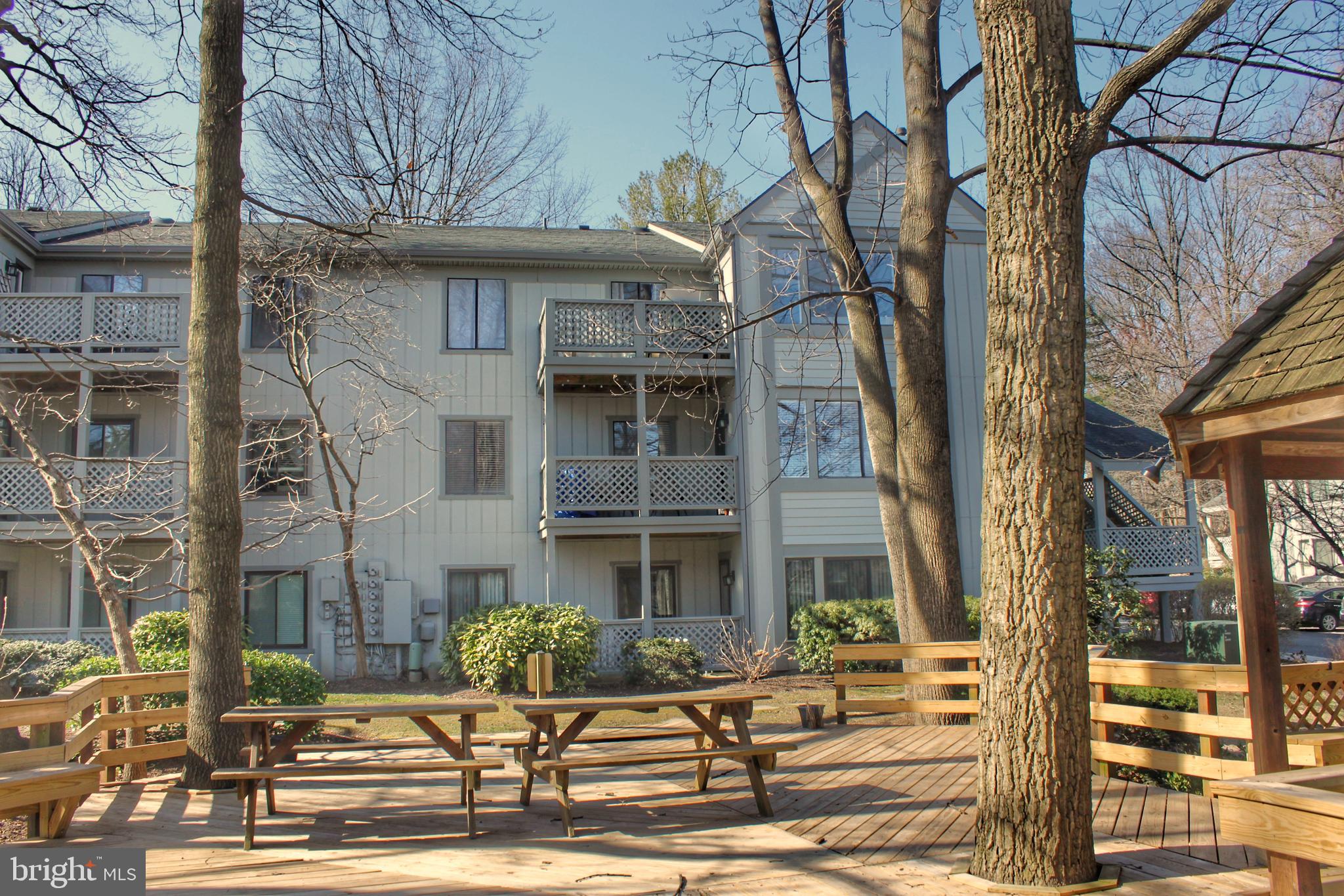 2247 Hunter's Run Drive Reston, VA 20191 - Photo 31 of 42 Community Gazebo