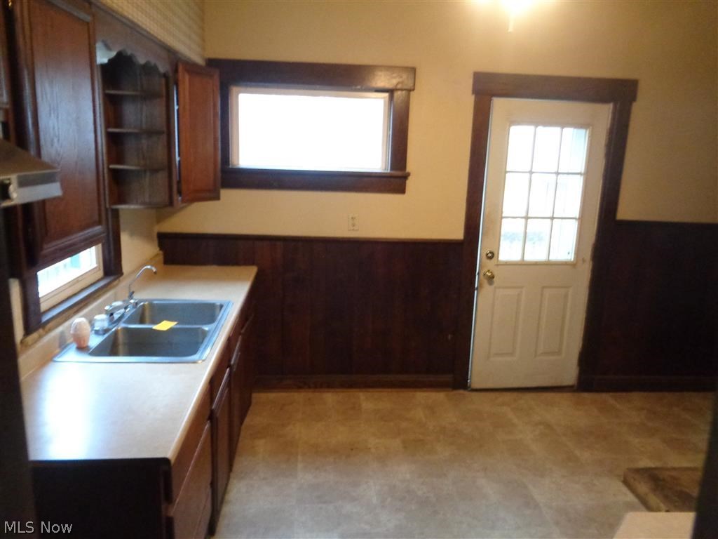 619 Columbus Avenue Northwest Canton, OH 44708 - Photo 9 of 12