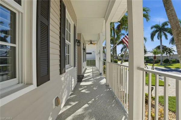 $729,999 | 6050 Tidewater Island Circle, Fort Myers, FL 33908