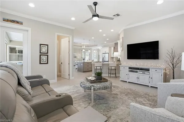 $729,999 | 6050 Tidewater Island Circle, Fort Myers, FL 33908