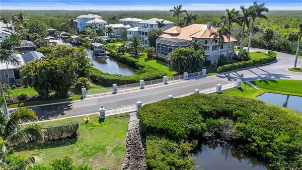 $729,999 | 6050 Tidewater Island Circle, Fort Myers, FL 33908